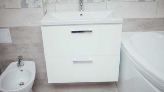 Das Platzangebot im Gäste-WC richtig nutzen